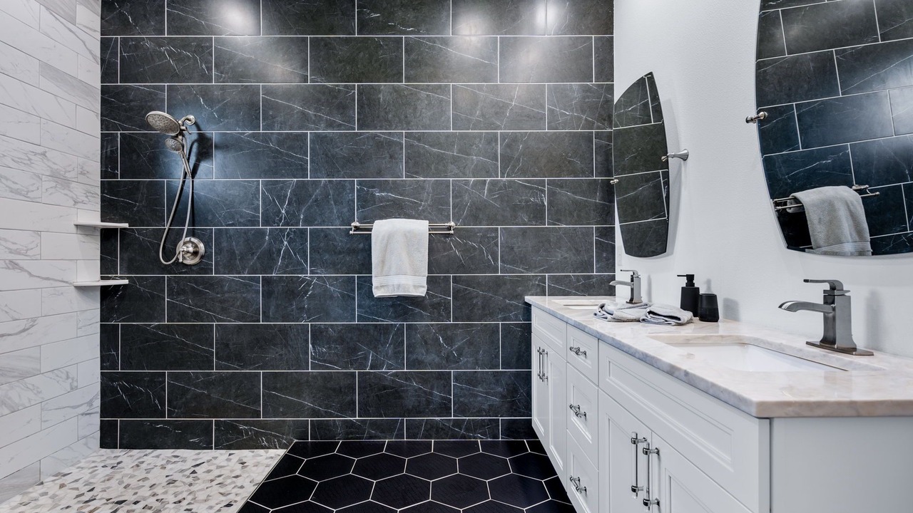Photo of Bathroom in Englewood East