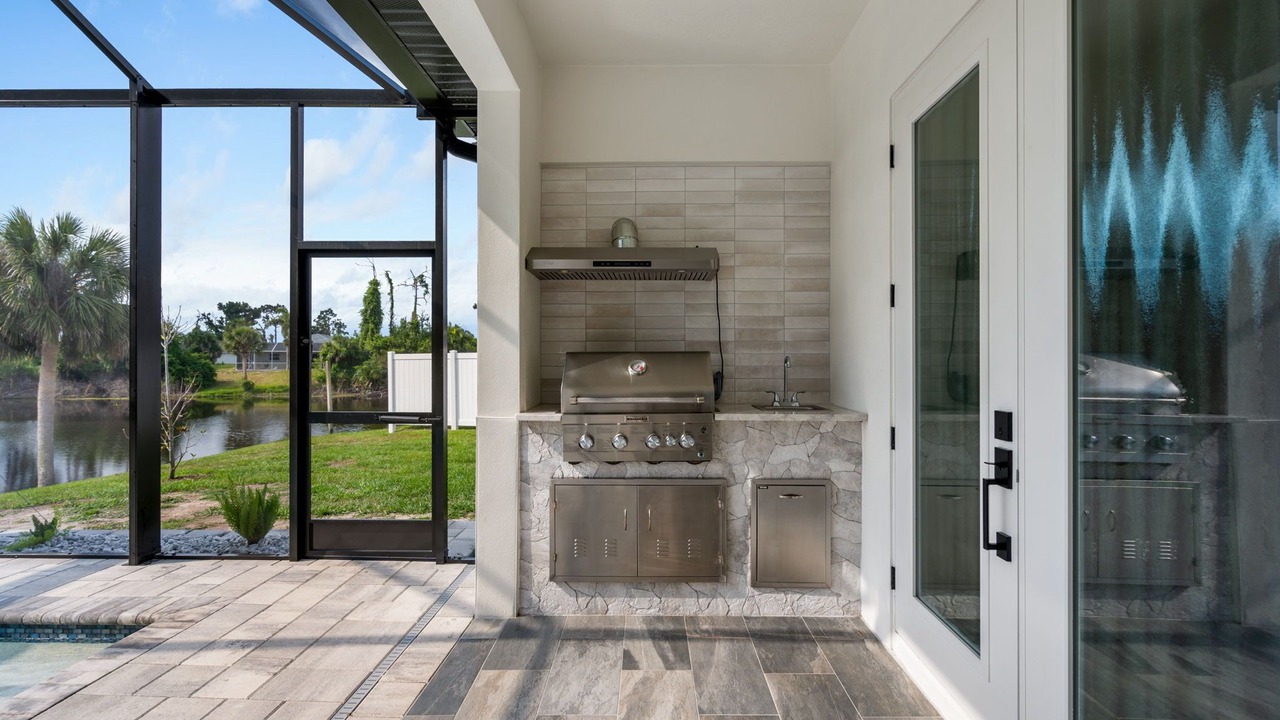 Photo of Patio Balcony in Englewood East