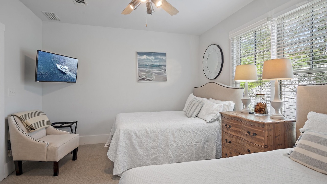Photo of Bedroom in Forest District