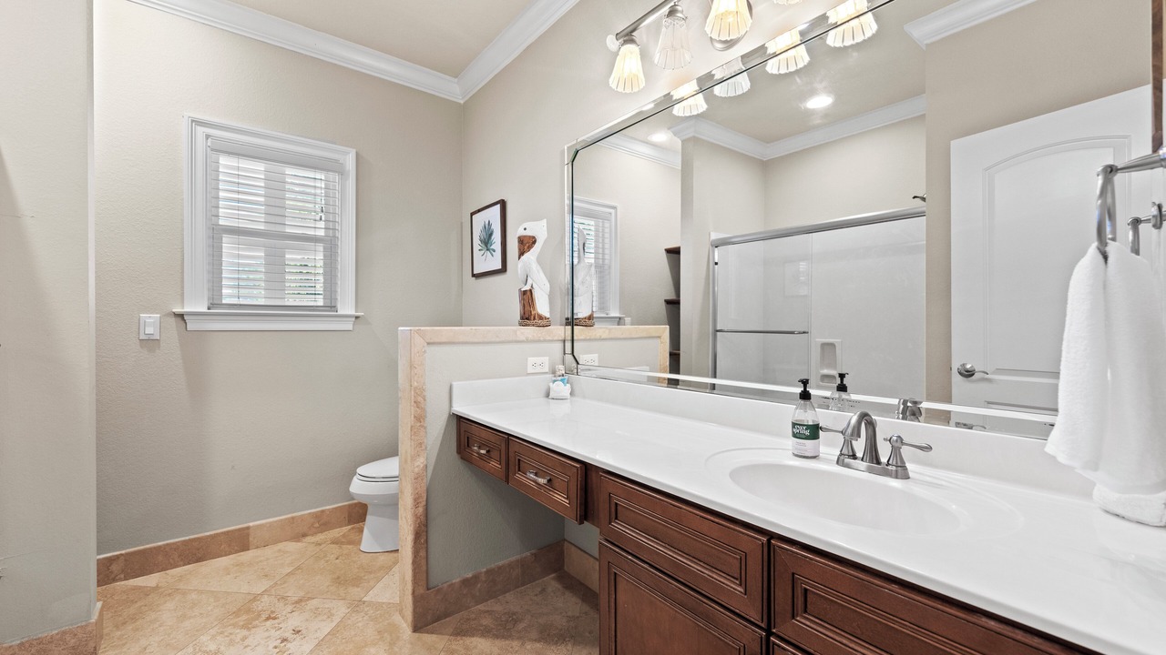 Photo of Bathroom in Avalon Beach Estates