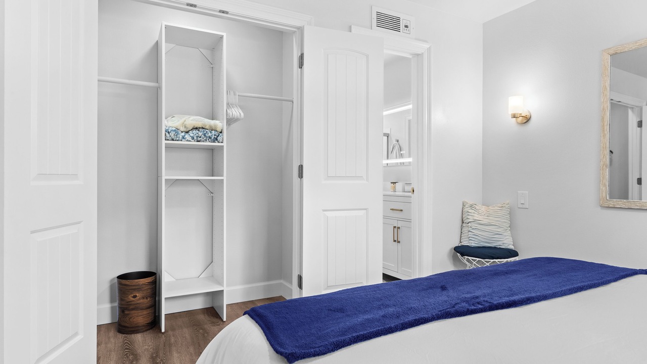 Photo of Bedroom in Dune Allen Beach