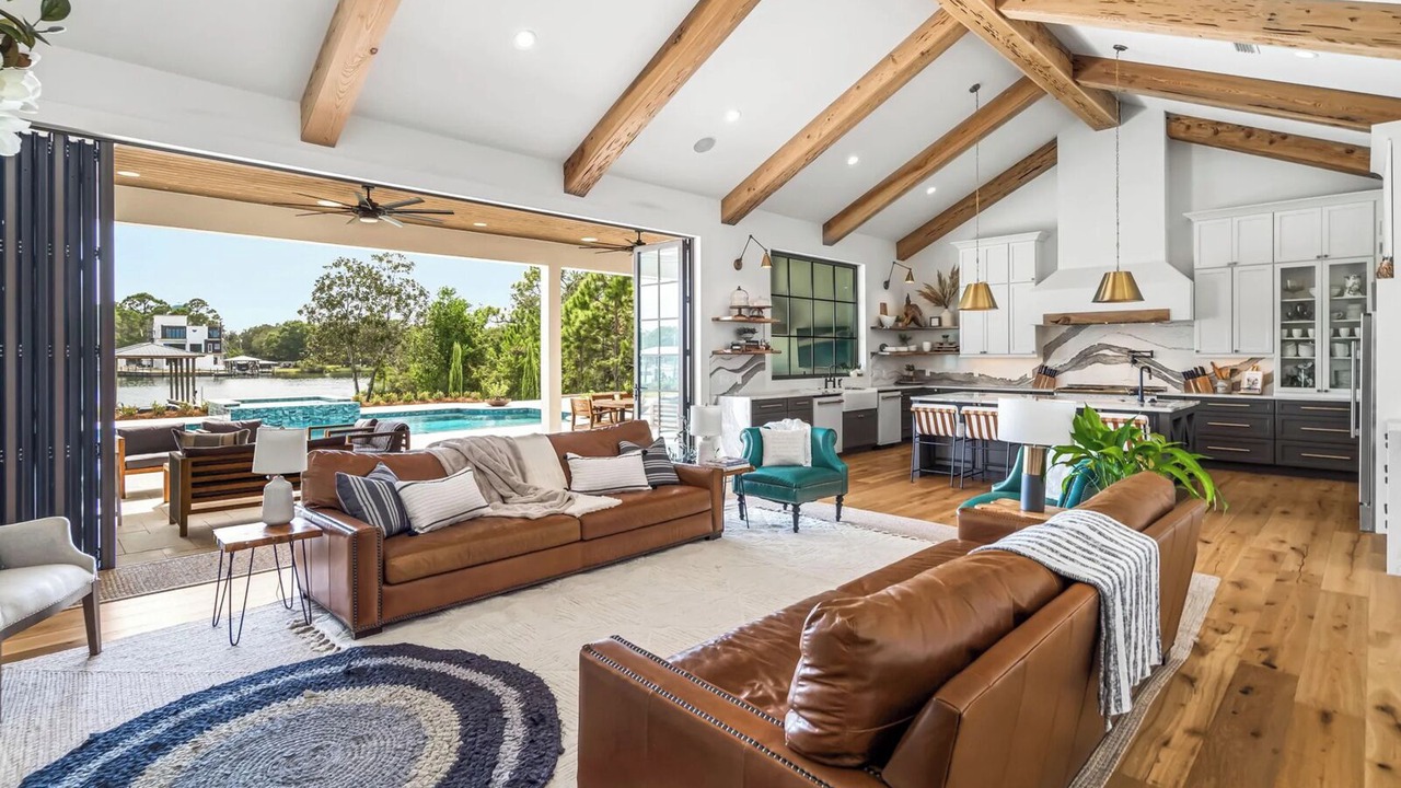 Photo of Livingroom in Santa Rosa Beach