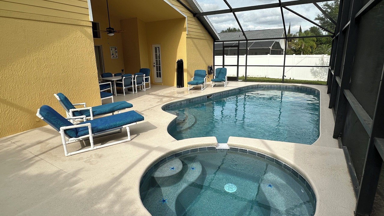 Photo of Outdoor in Orange Tree