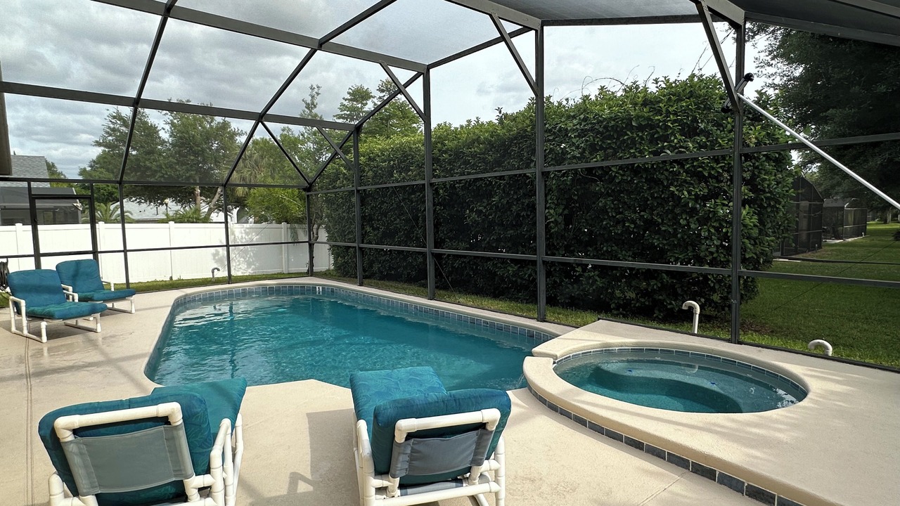 Photo of Outdoor in Orange Tree