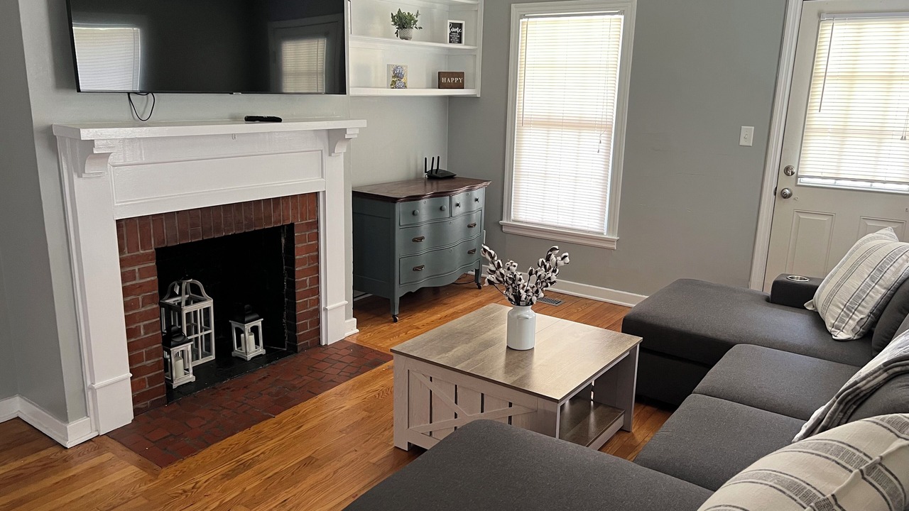 Photo of Livingroom in Thomasville