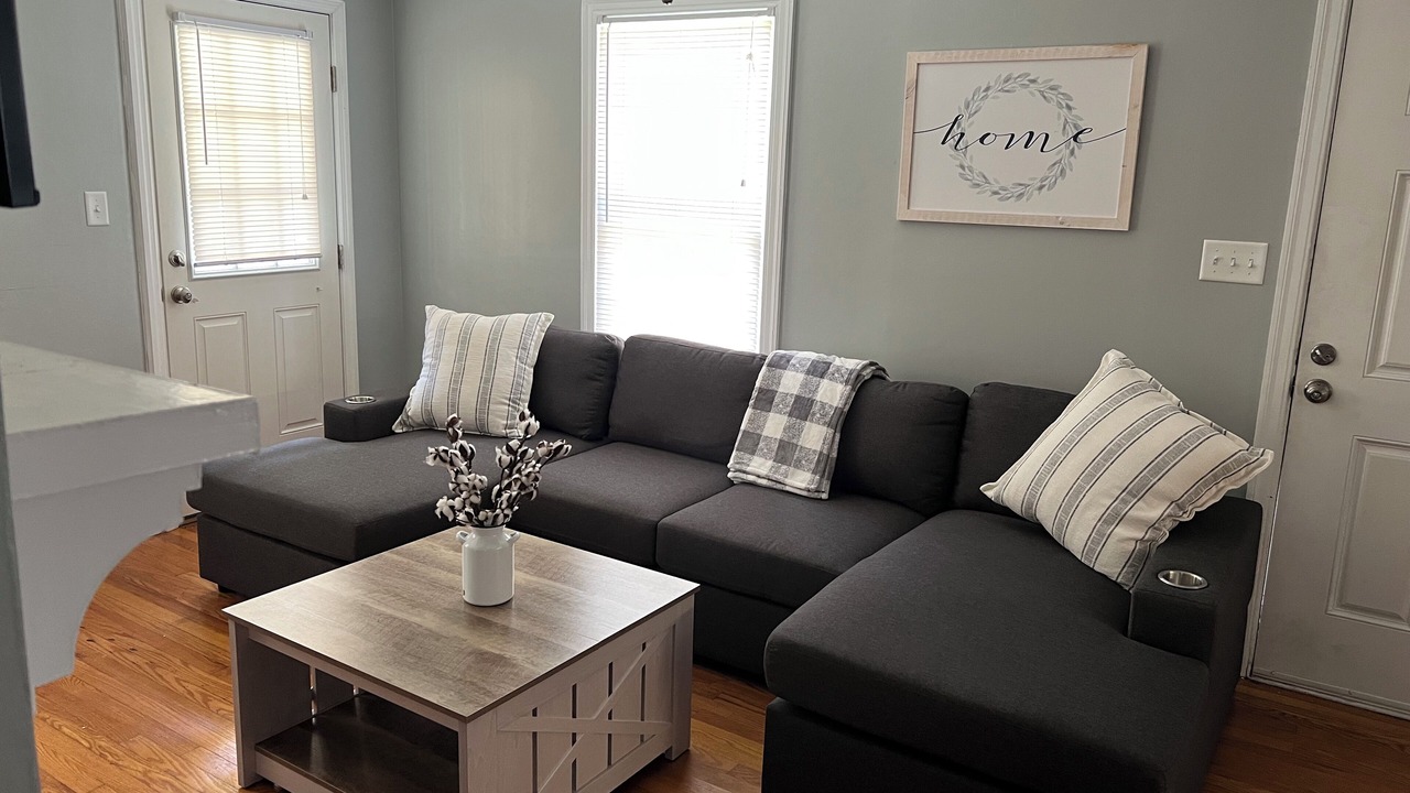 Photo of Livingroom in Thomasville