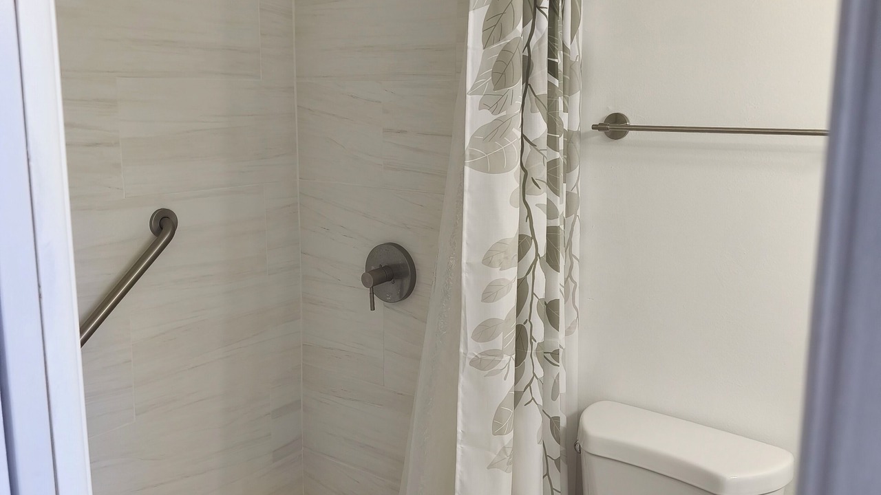 Photo of Bathroom in Englewood South