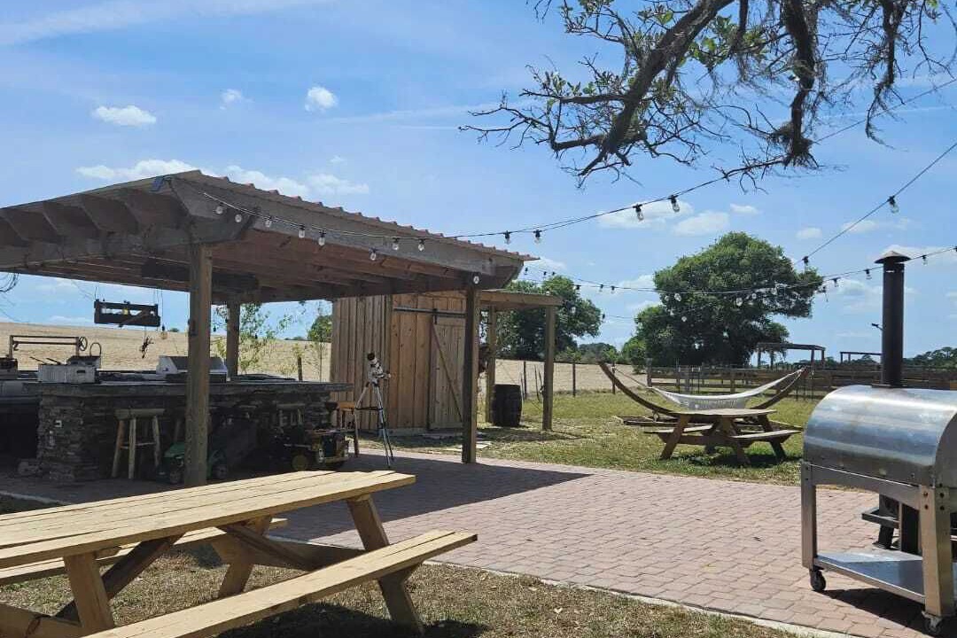 Photo of Outdoor in Groveland