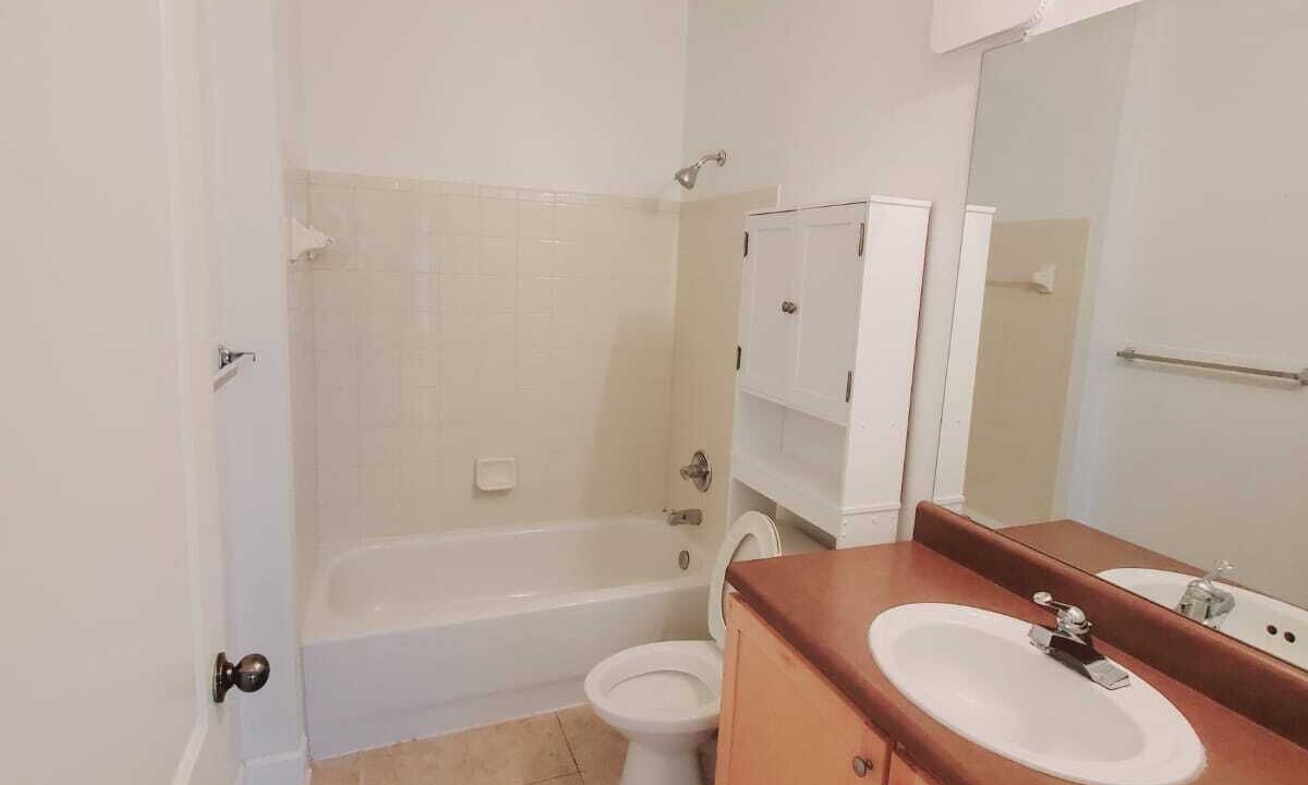 Photo of Bathroom in Tropic