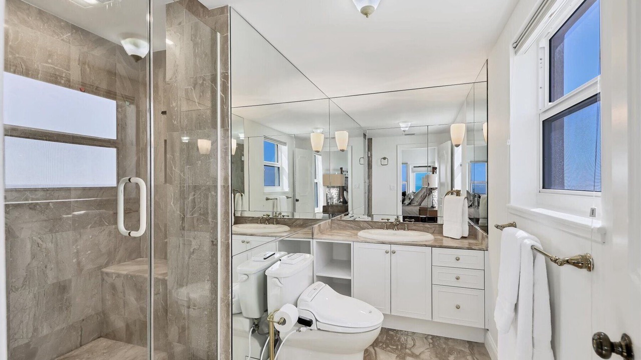 Photo of Bathroom in Trailer Estates