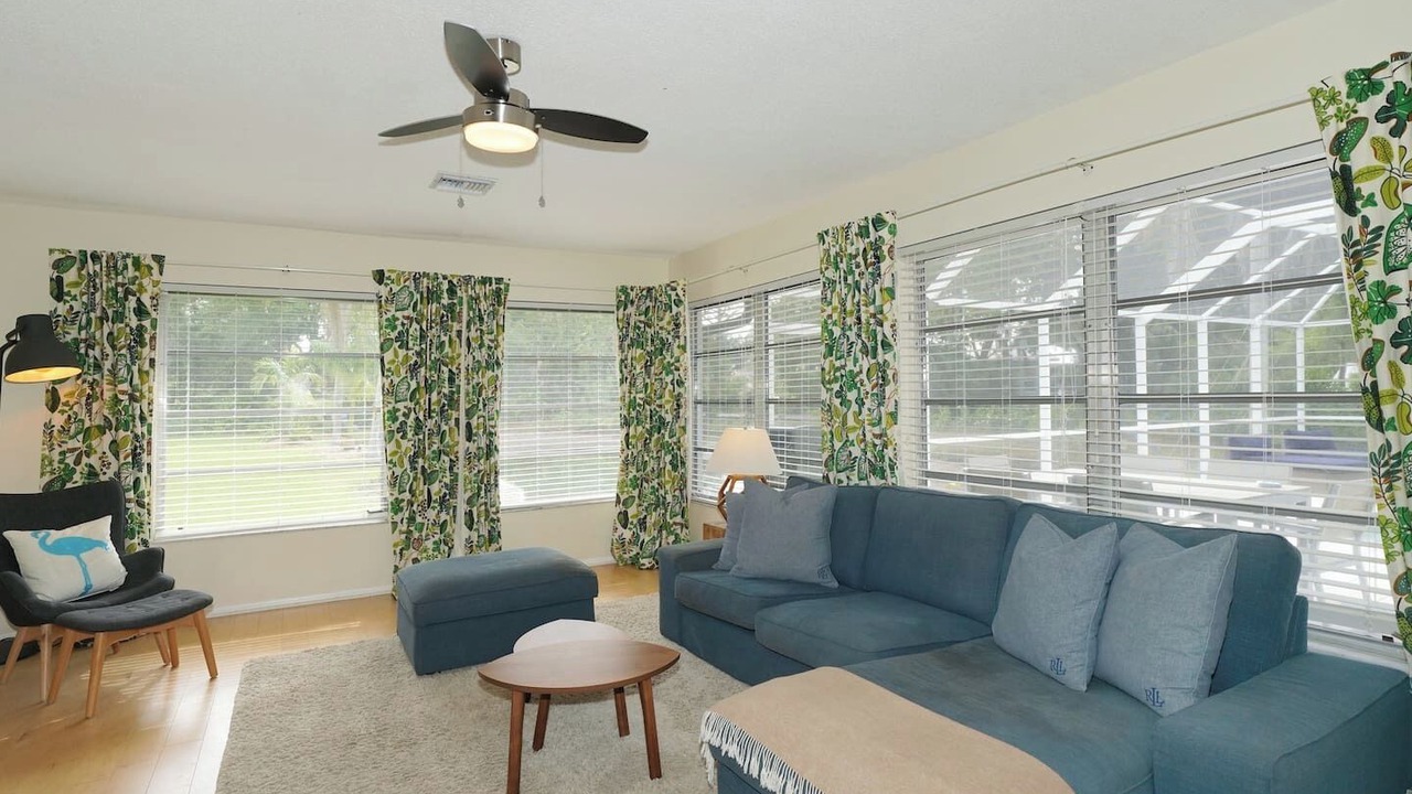 Photo of Livingroom in Englewood