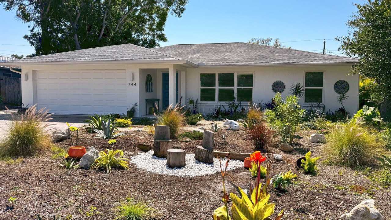 Photo of Outdoor in Indian Beach Sapphire Shores