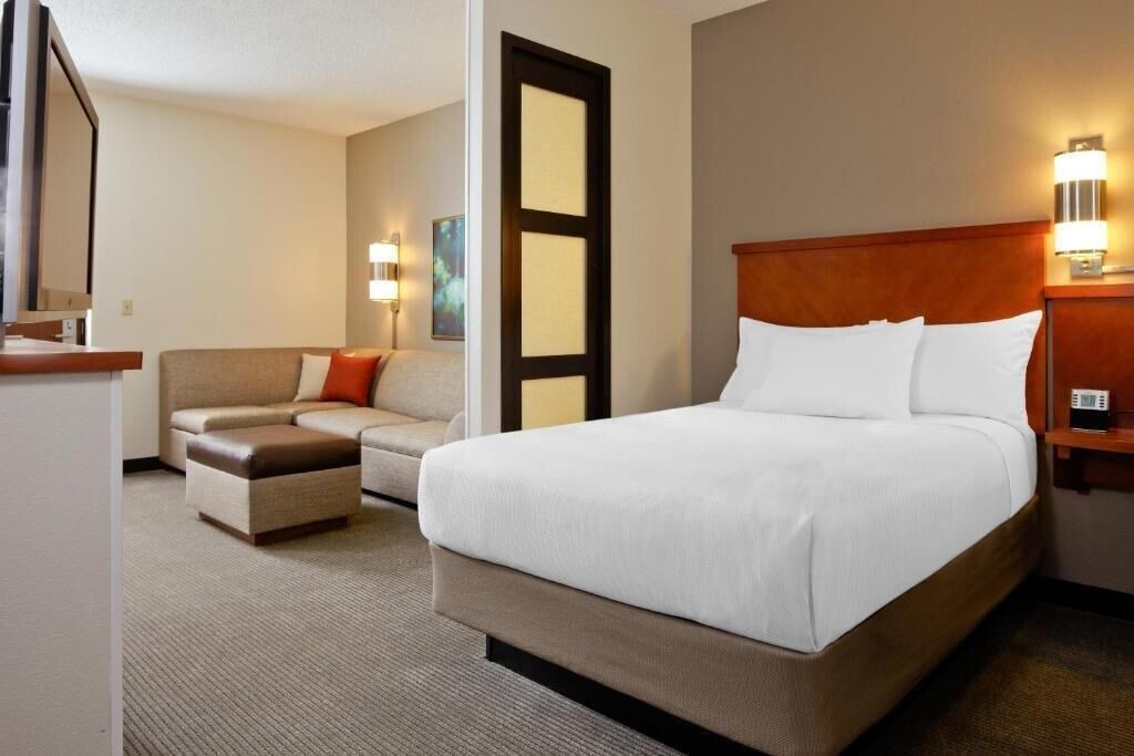 Photo of Bedroom in Airport North