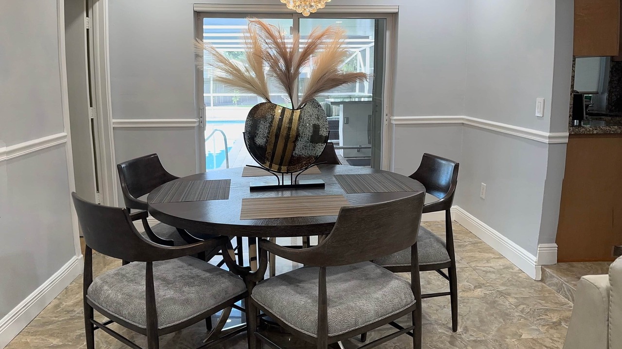 Photo of Livingroom in Mangonia Park