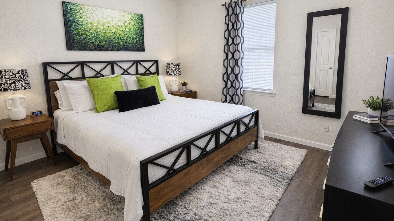 Photo of Bedroom in Valdosta