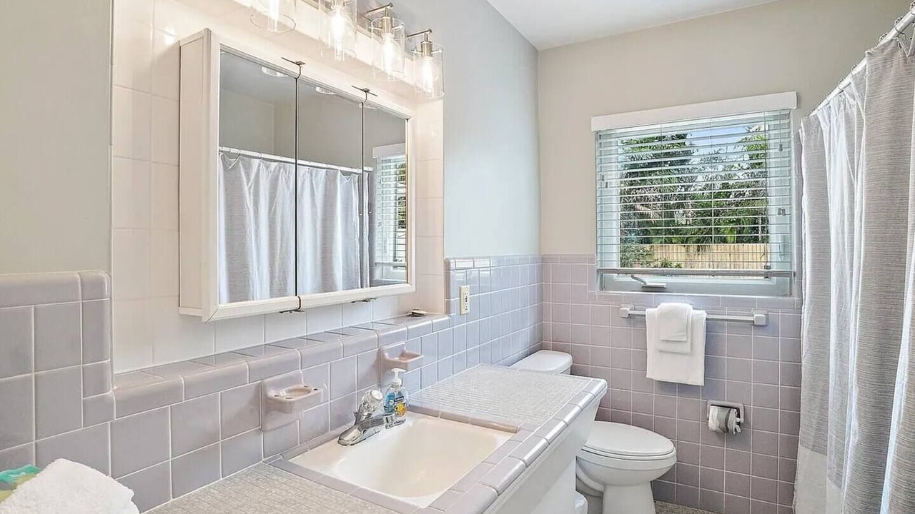 Photo of Bathroom in Belle Vista