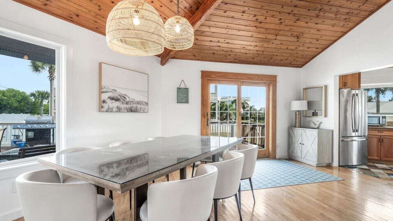 Photo of Livingroom in Santa Monica