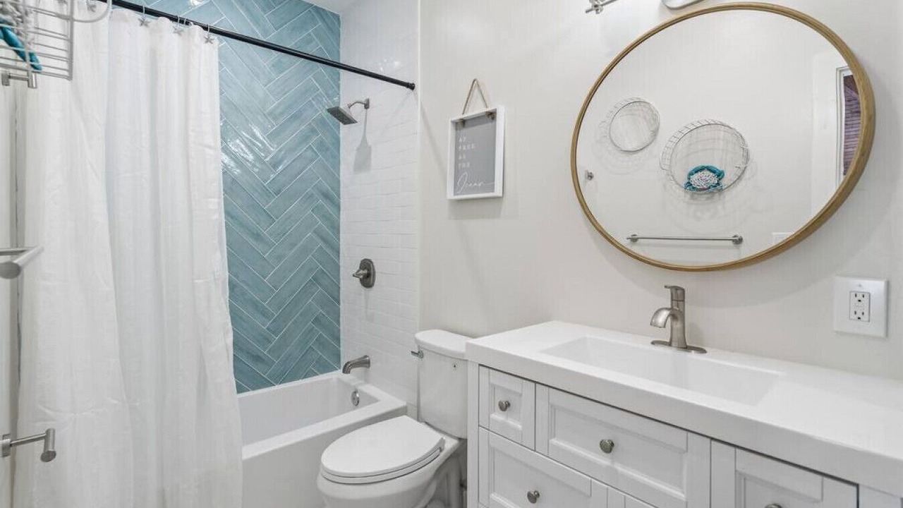 Photo of Bathroom in Santa Monica