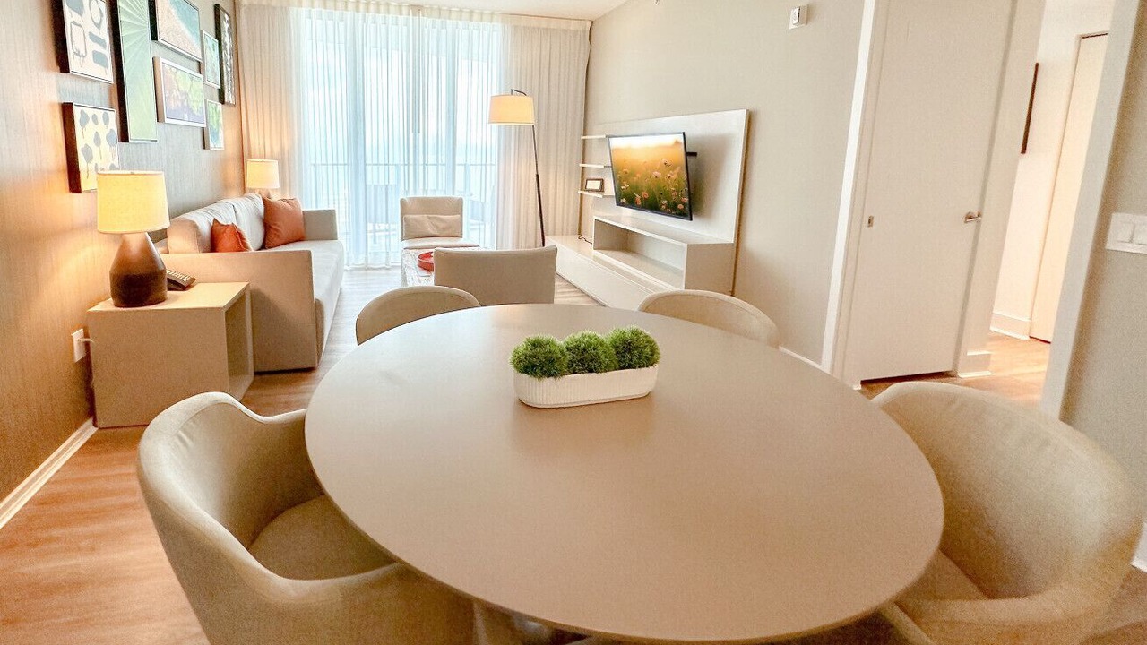 Photo of Livingroom in Hollywood South Central Beach