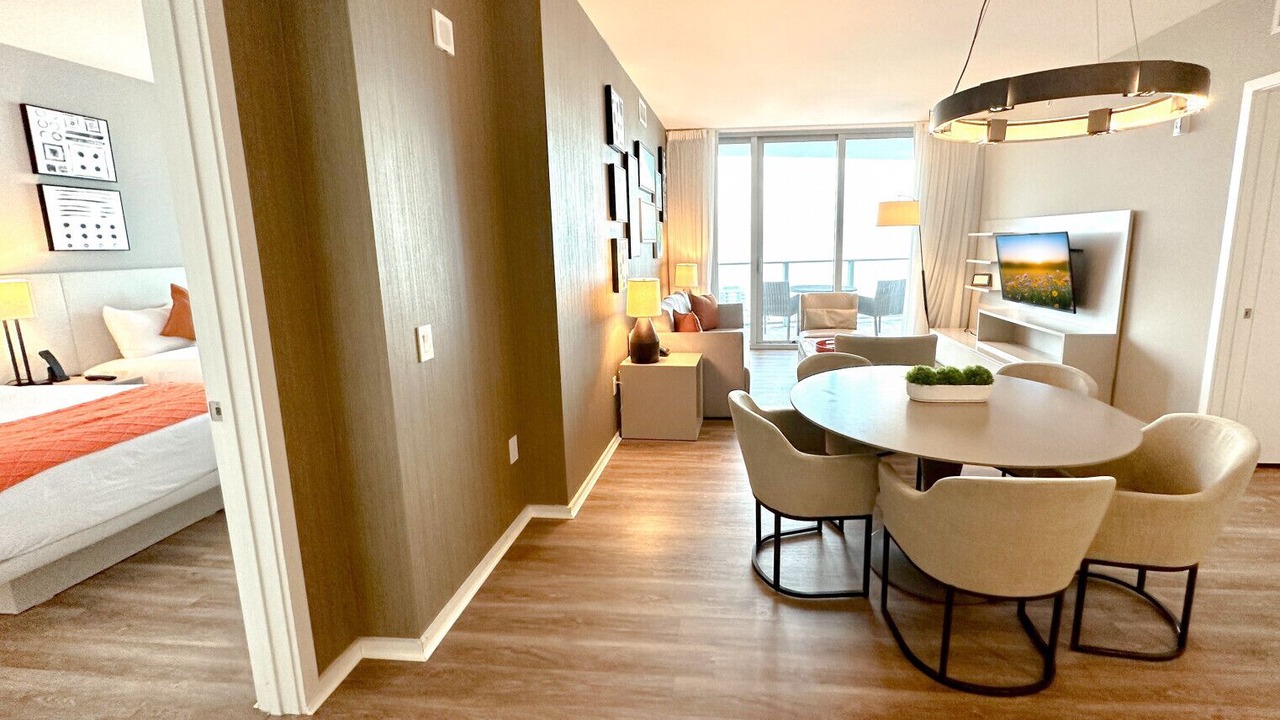 Photo of Livingroom in Hollywood South Central Beach