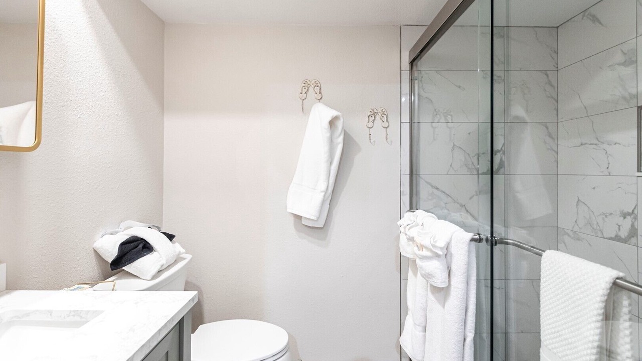 Photo of Bathroom in Aloha Kai