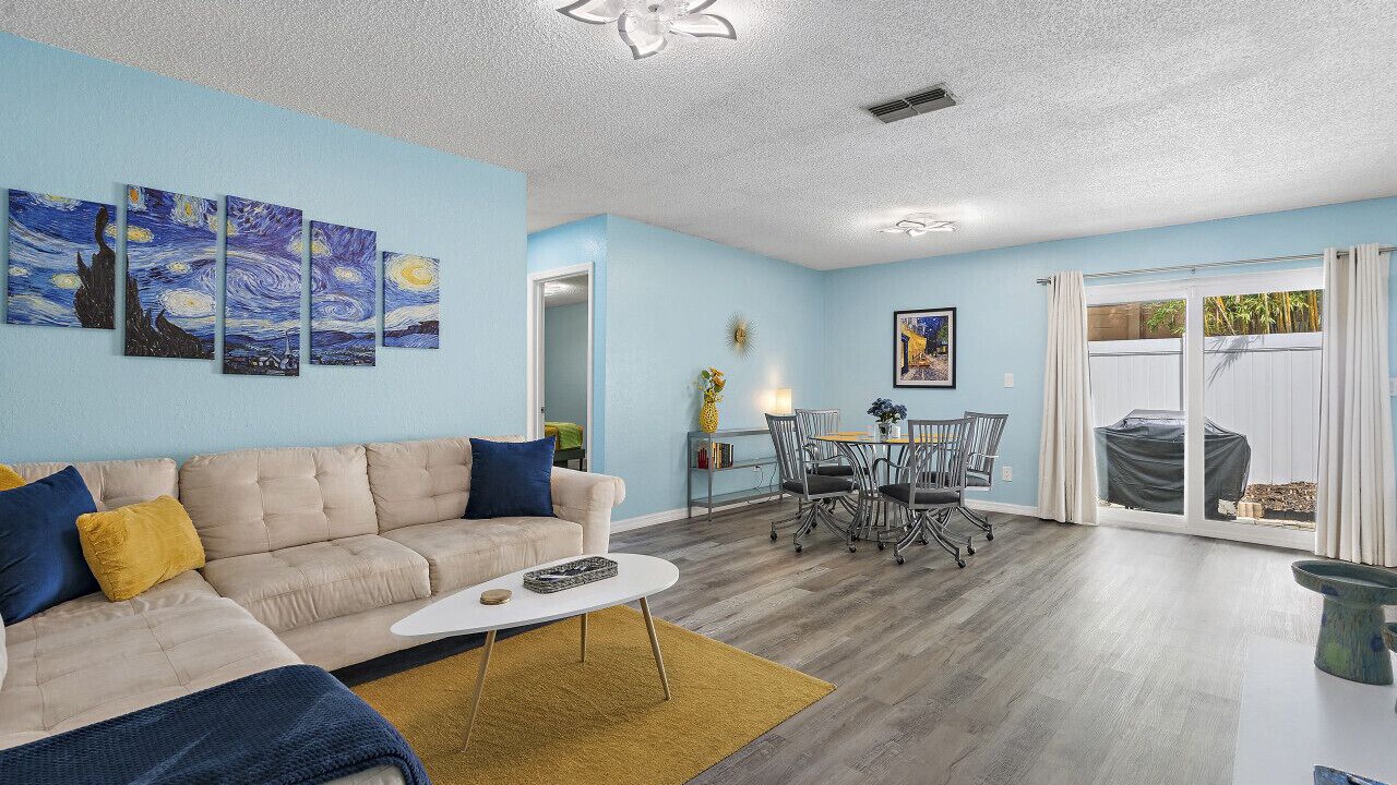 Photo of Livingroom in Pinellas Park