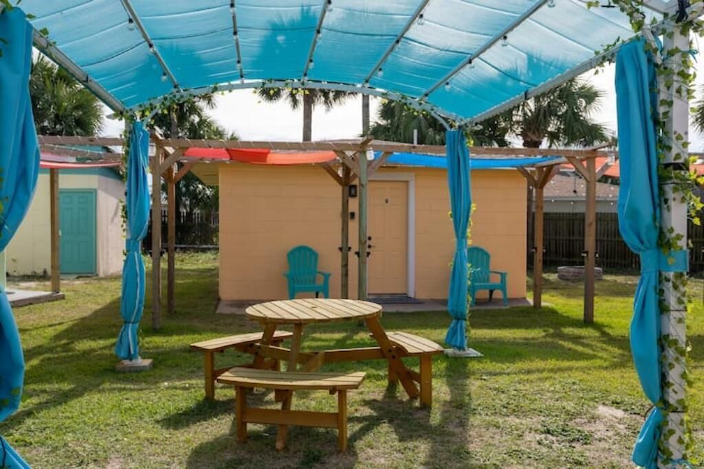 Photo of Outdoor in Bahama Beach