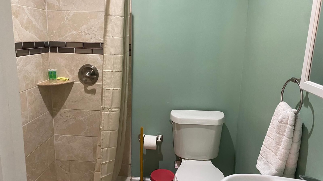 Photo of Bathroom in Park East