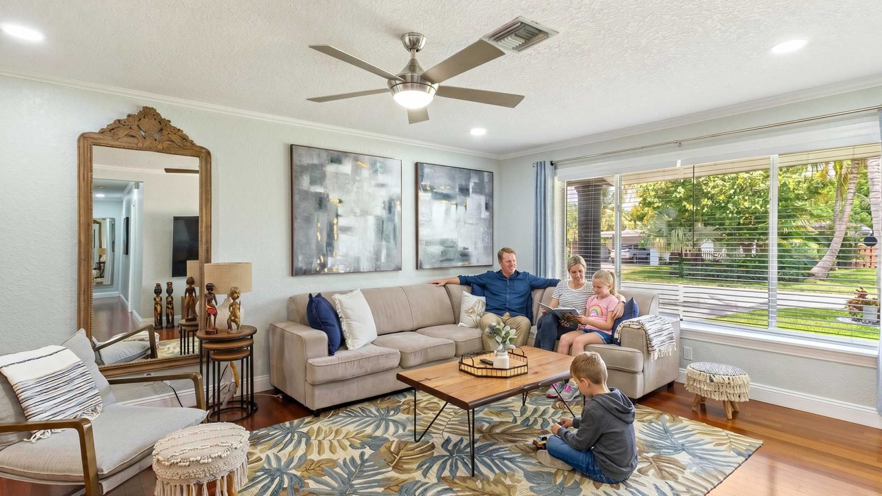 Photo of Livingroom in Deerfield Beach