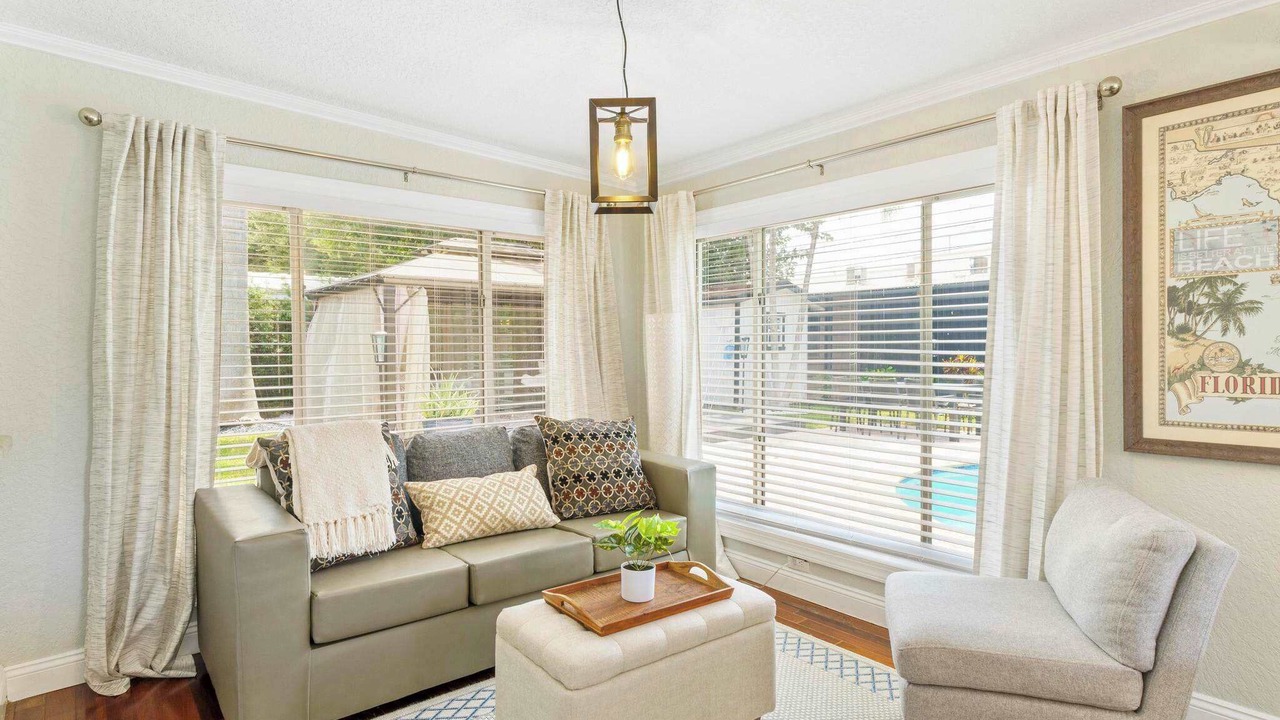 Photo of Livingroom in Deerfield Beach