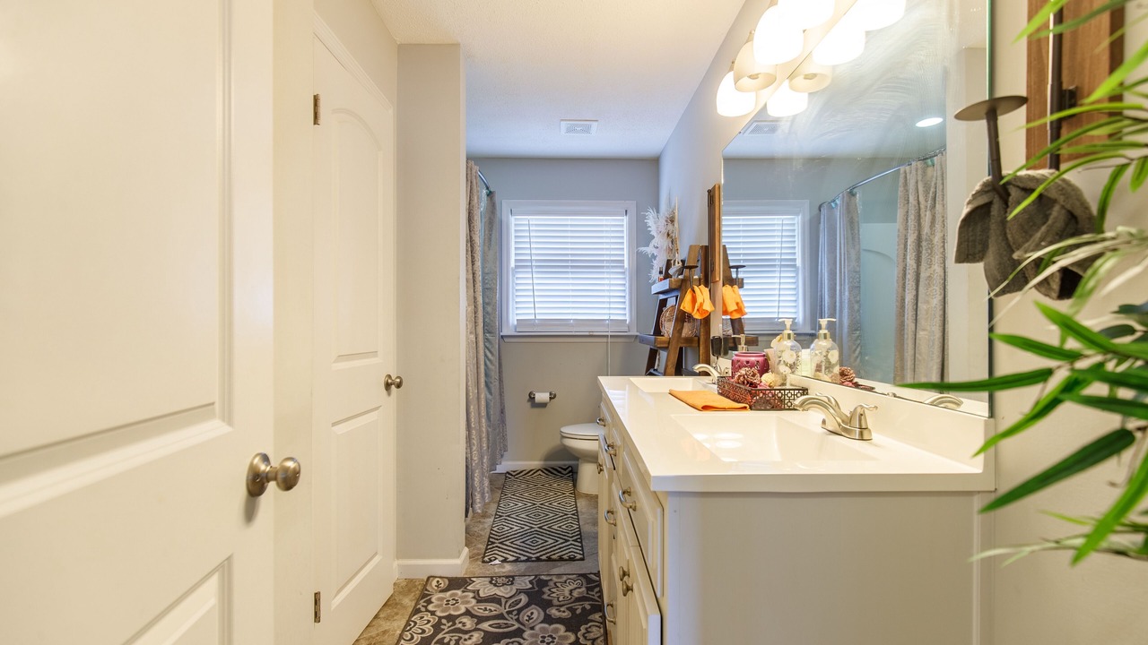 Photo of Bathroom in Valdosta