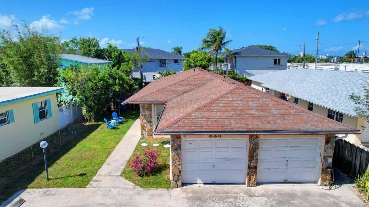 Photo of Outdoor in Lantana