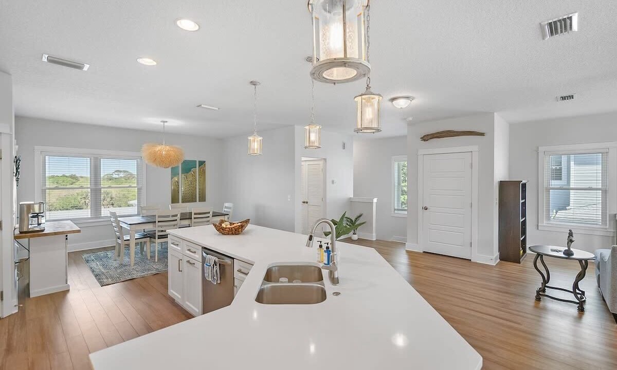 Photo of Kitchen in Butler Beach