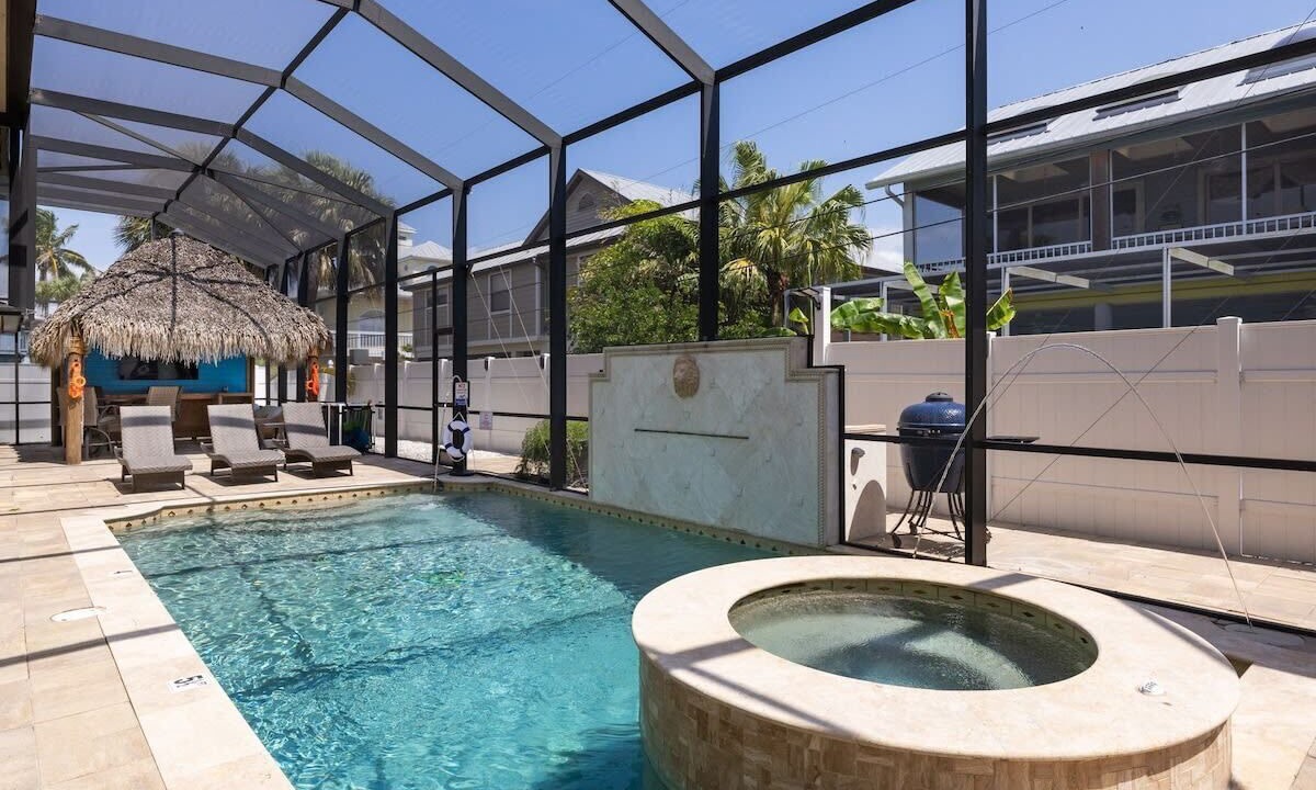 Photo of Outdoor in Mid Island