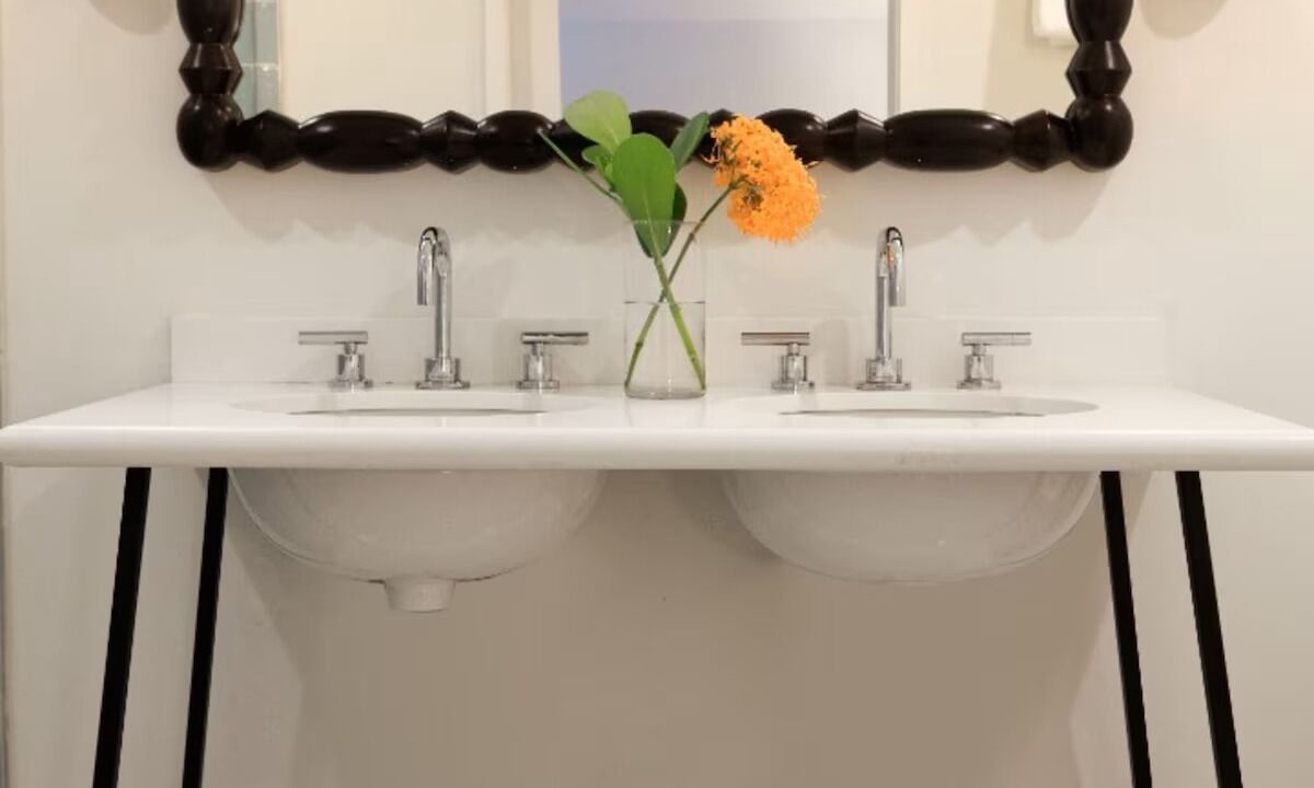 Photo of Bathroom in Old Town