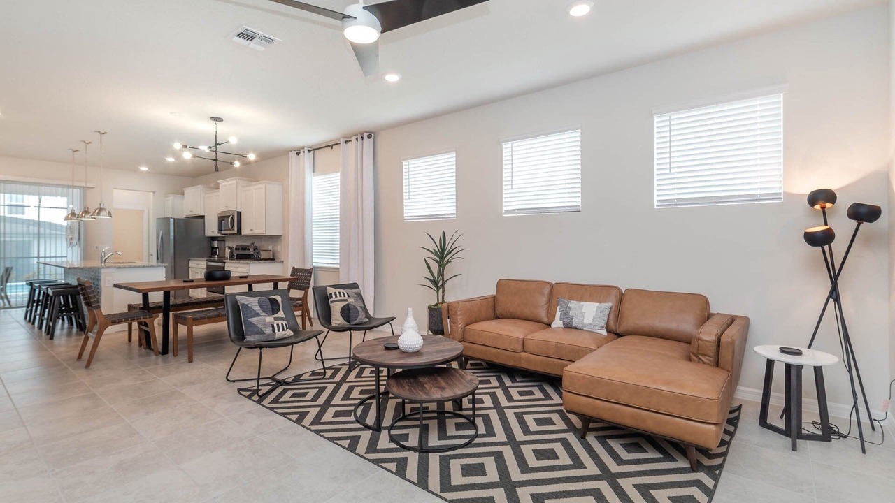 Photo of Livingroom in Davenport