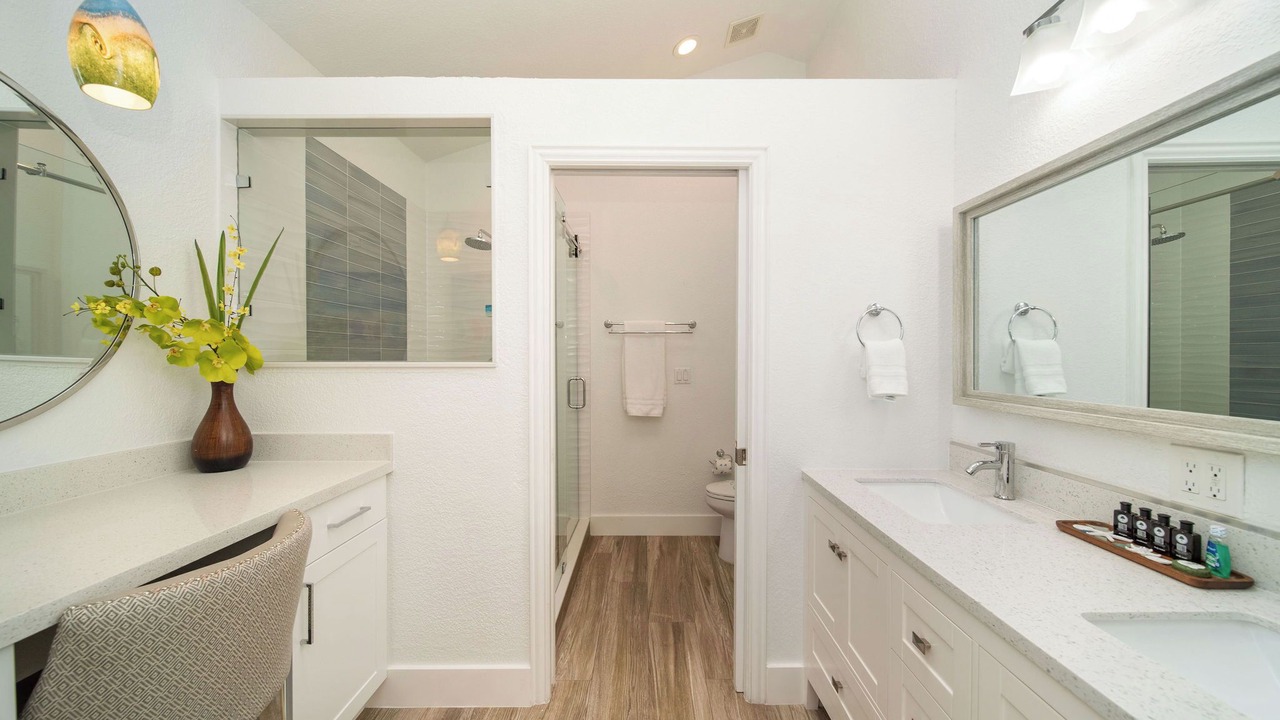 Photo of Bathroom in Rock Harbor