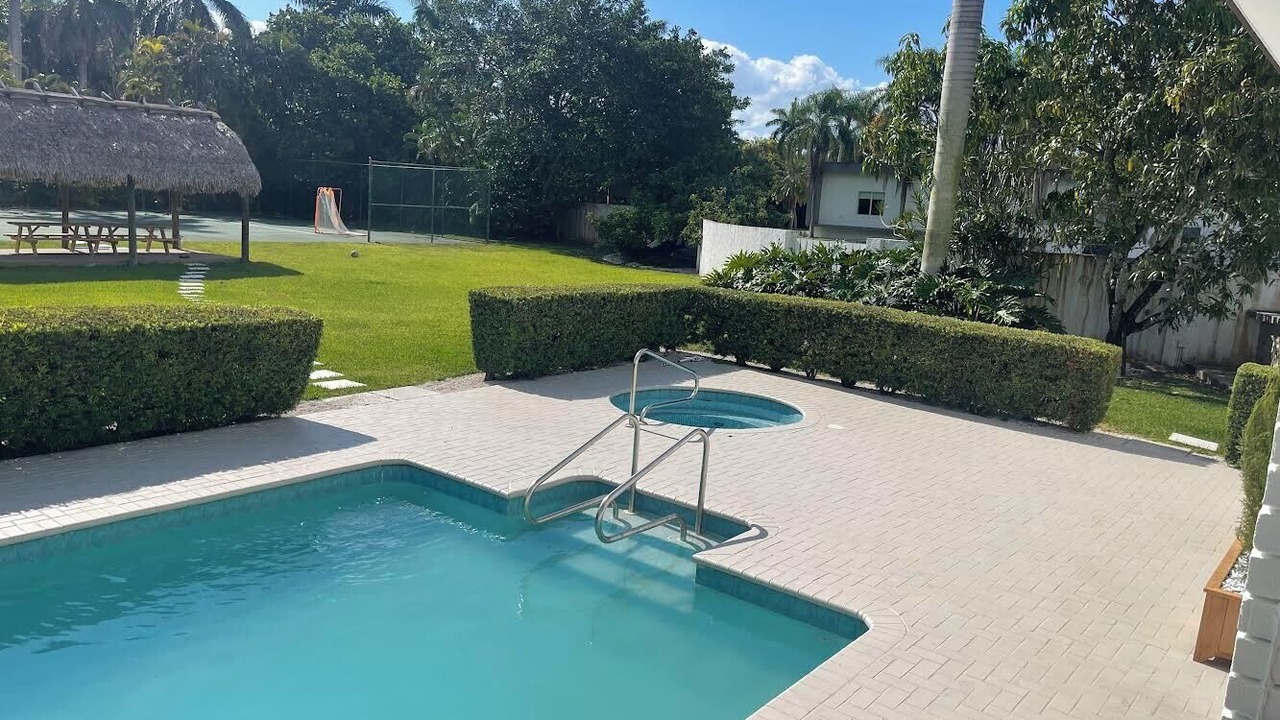 Photo of Outdoor in Palmetto Bay