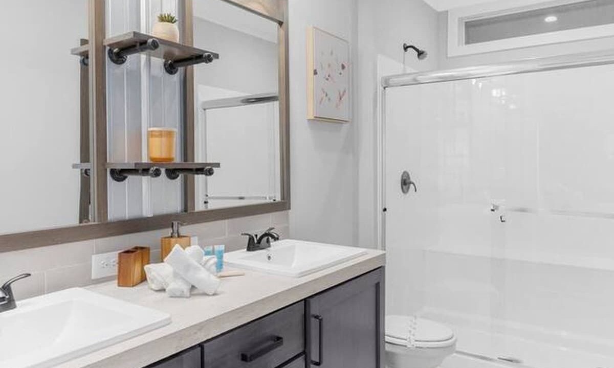 Photo of Bathroom in Dade City