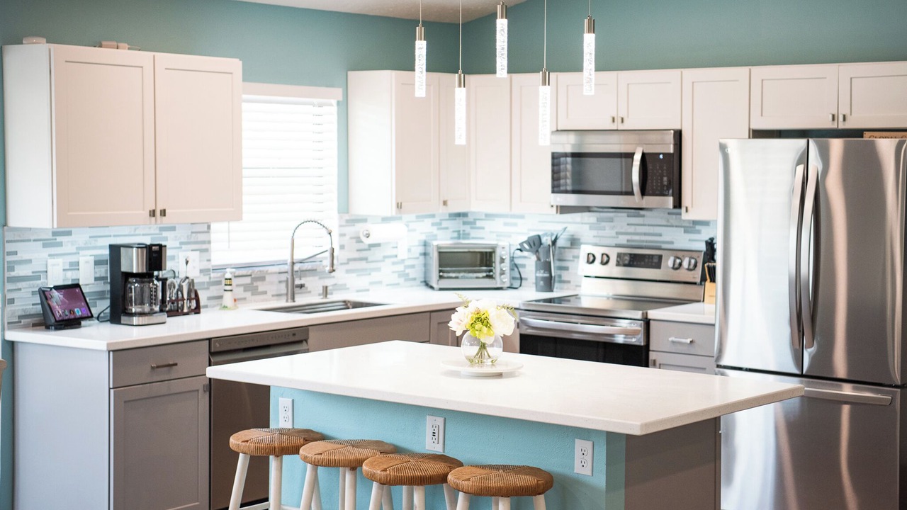 Photo of Kitchen in Weeki Wachee Gardens