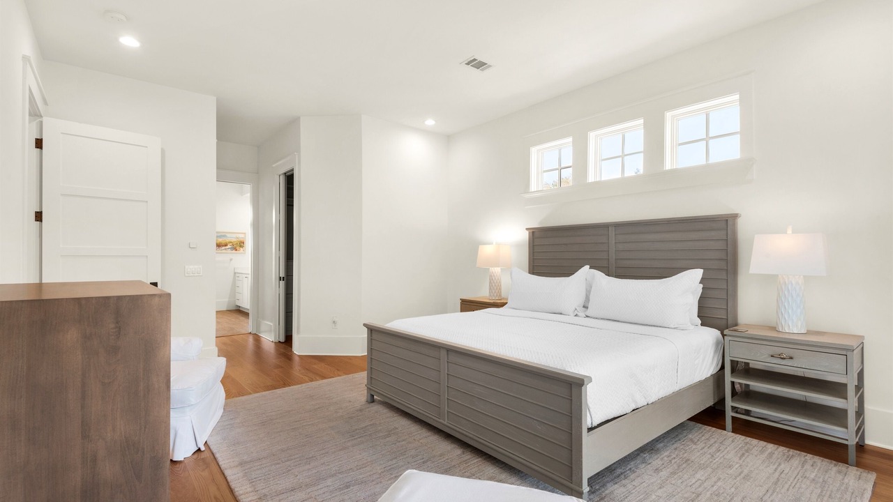 Photo of Bedroom in Gulfview Heights