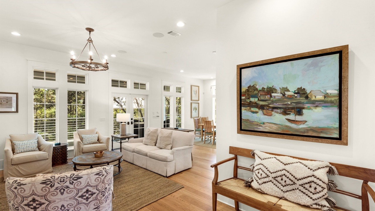 Photo of Livingroom in Gulfview Heights