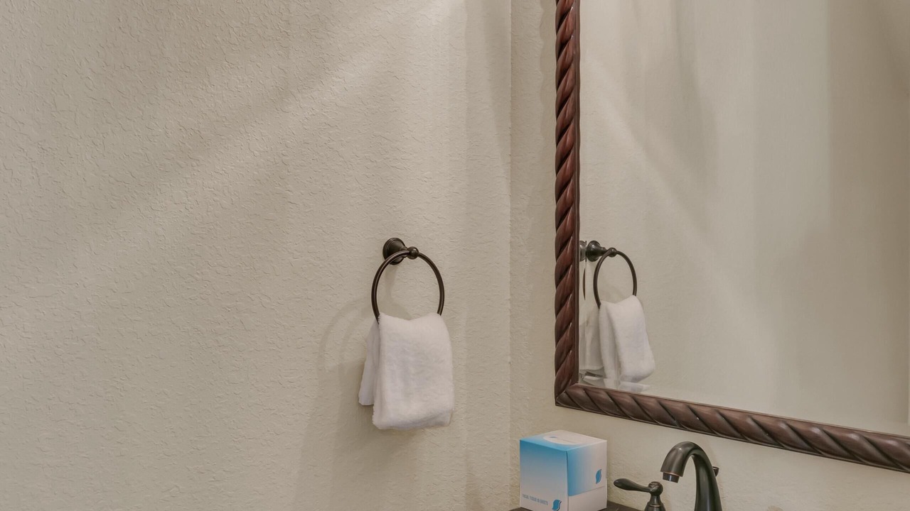 Photo of Bathroom in Villa Lago