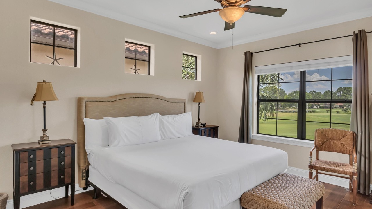 Photo of Bedroom in Villa Lago