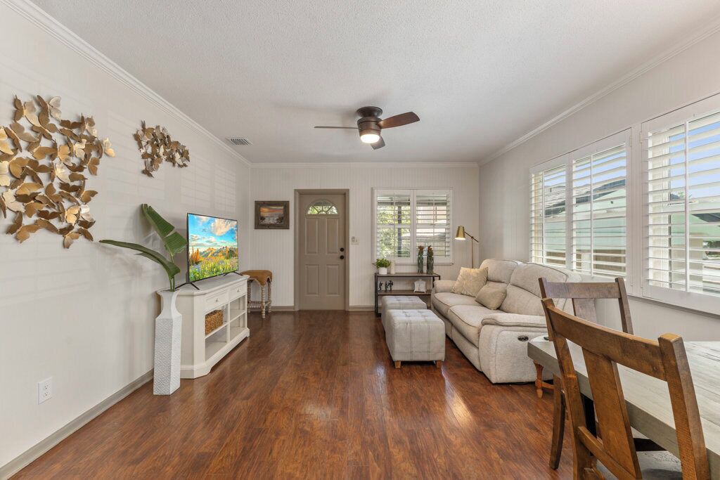Photo of Livingroom in Mount Dora