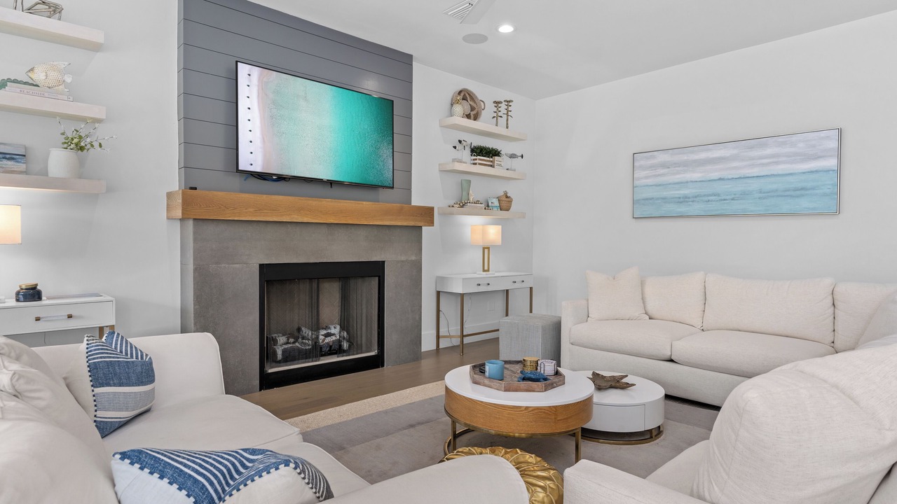 Photo of Livingroom in Gulfview Heights