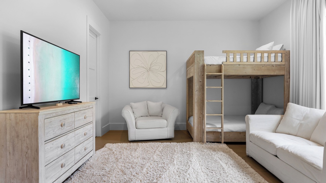 Photo of Bedroom in Gulfview Heights