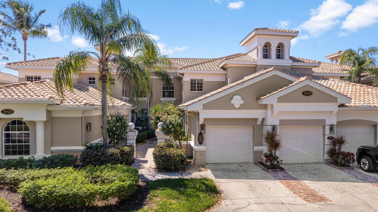 Photo of Outdoor in Naples