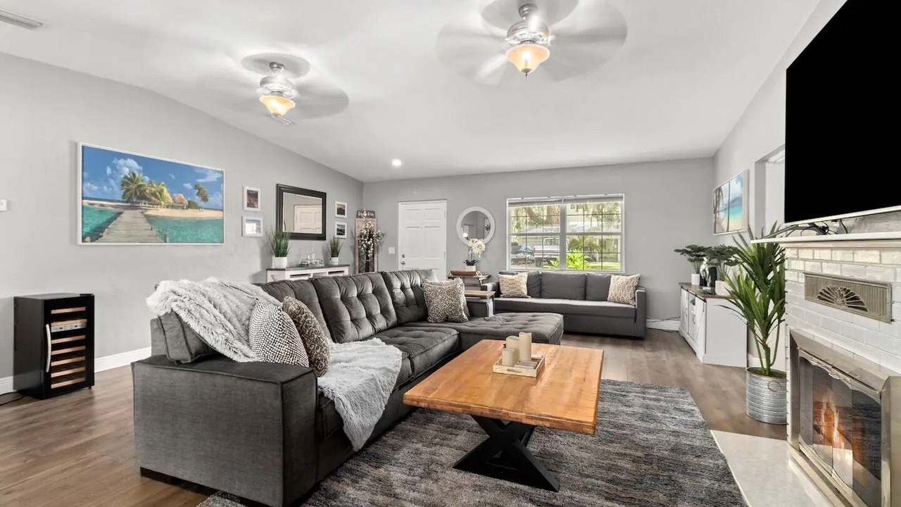 Photo of Livingroom in Ruskin