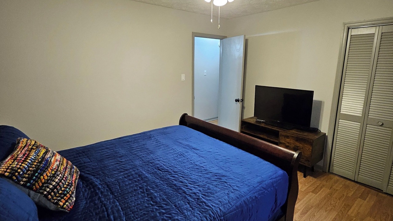 Photo of Bedroom in Houston County